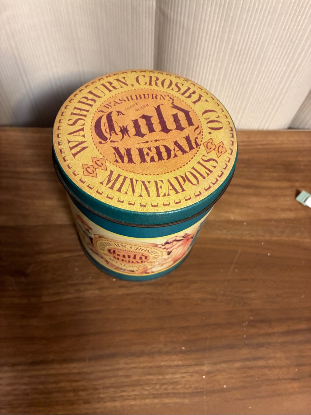 Washburn Crosby Co. Gold Medal Vintage Tin Empty Teal & Yellow - Picture 4 of 7